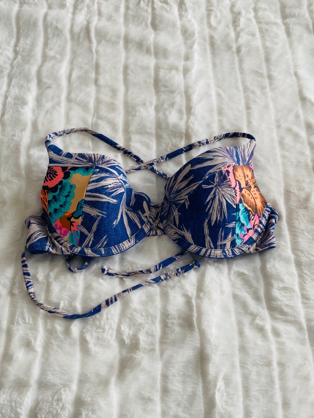 Maaji Swimwear Picture This Bikini Top L
